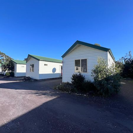 Strahan Beach Tourist Park Exterior foto